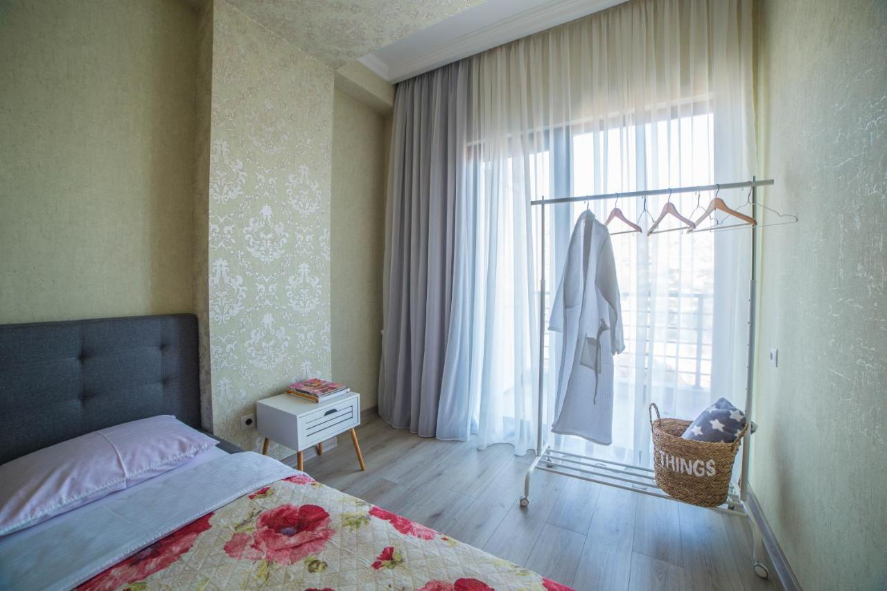 Comfy Apartment Тбилиси Екстериор снимка