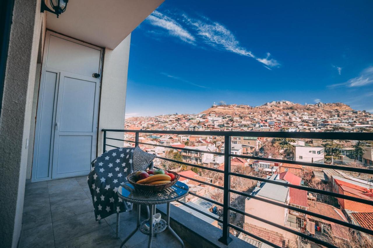 Comfy Apartment Тбилиси Екстериор снимка
