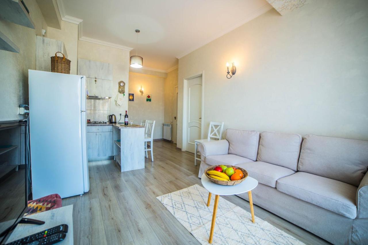 Comfy Apartment Тбилиси Екстериор снимка