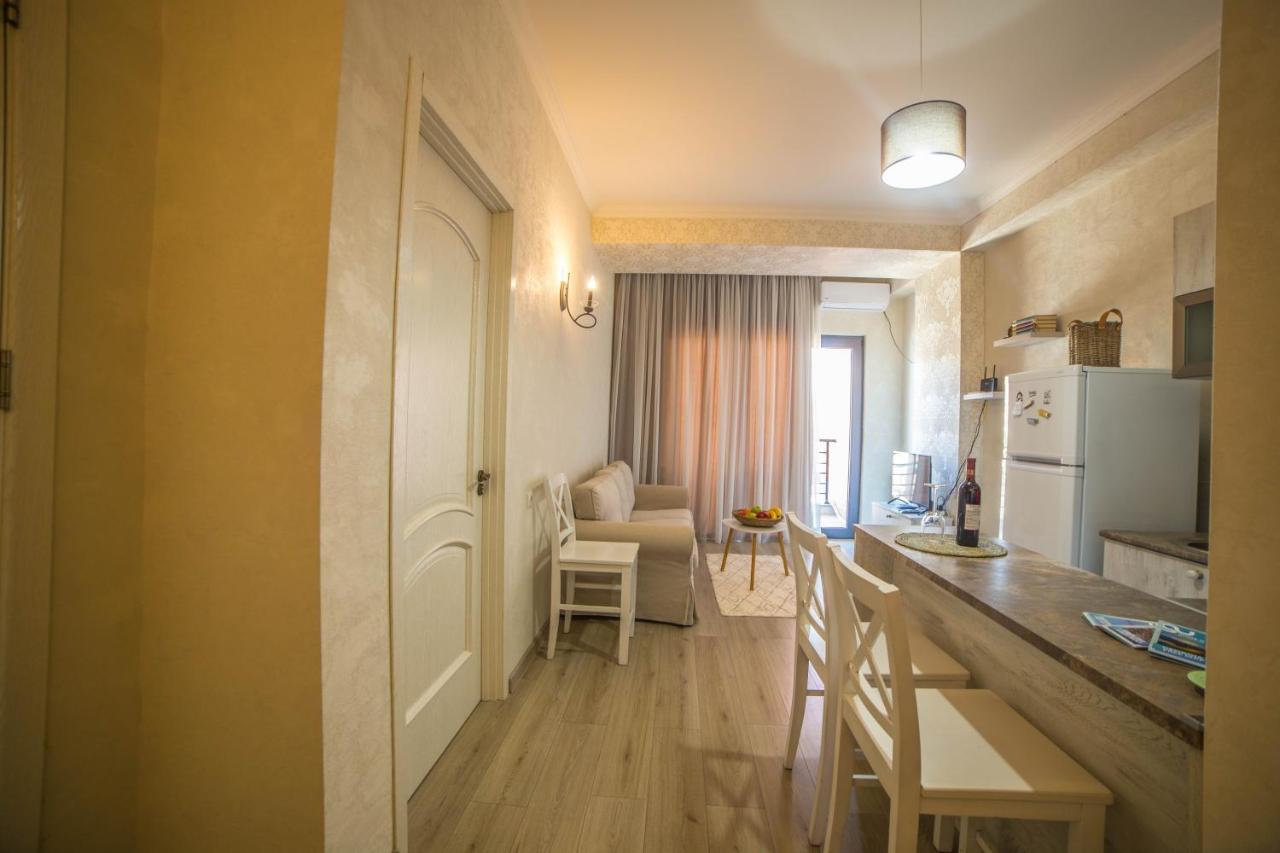 Comfy Apartment Тбилиси Екстериор снимка